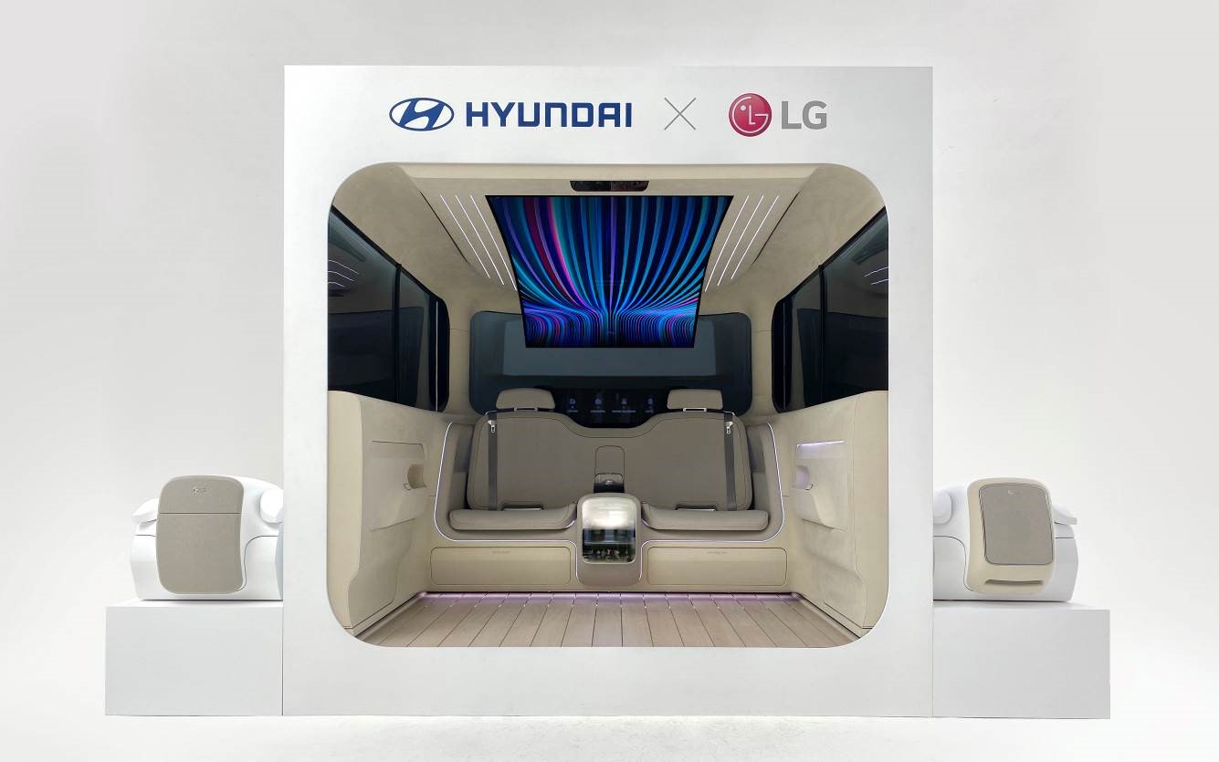 Hyundai Motor представляет видение мобильности будущего на примере концепта салона IONIQ